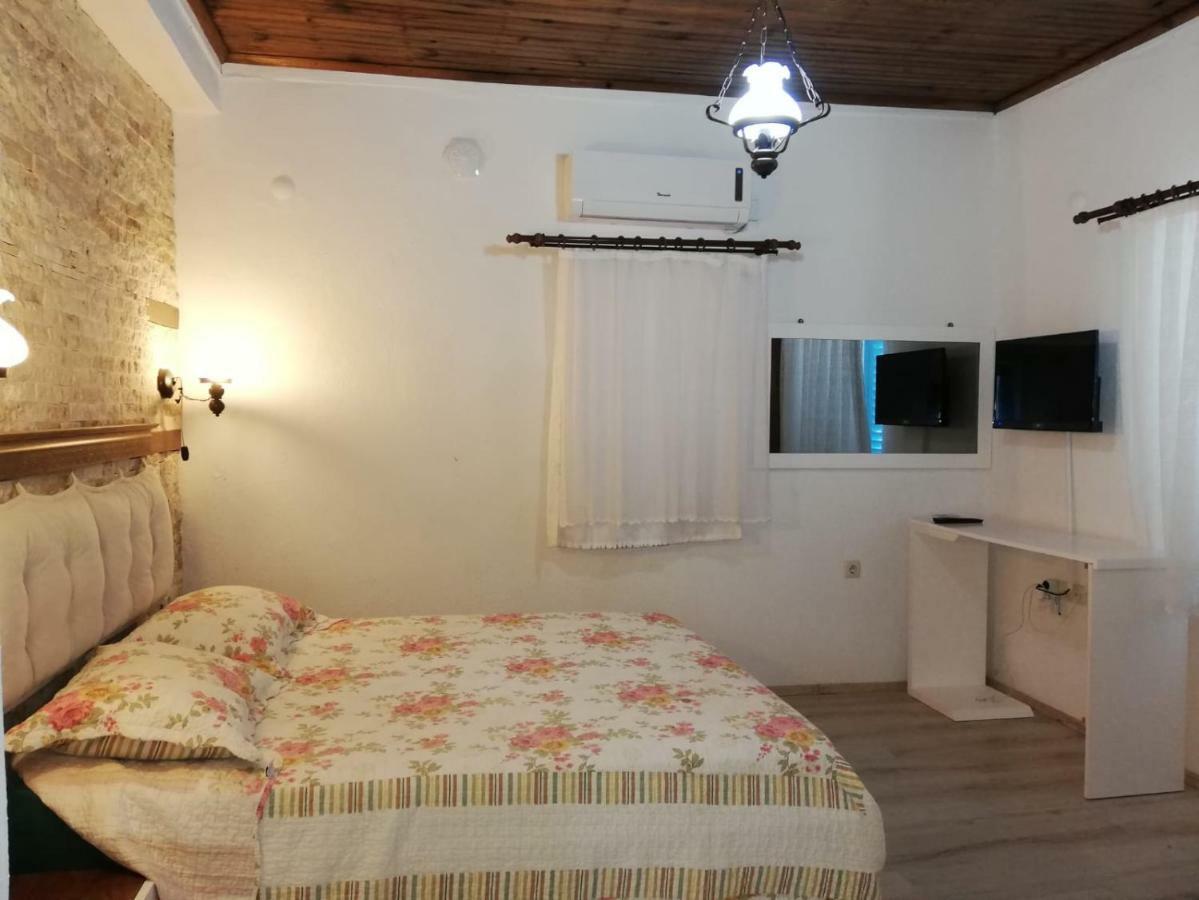 Assos Mia Otel Ayvacik Exterior foto